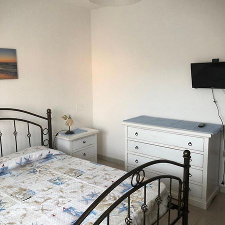 Blue Apartment La Maddalena  ภายนอก รูปภาพ